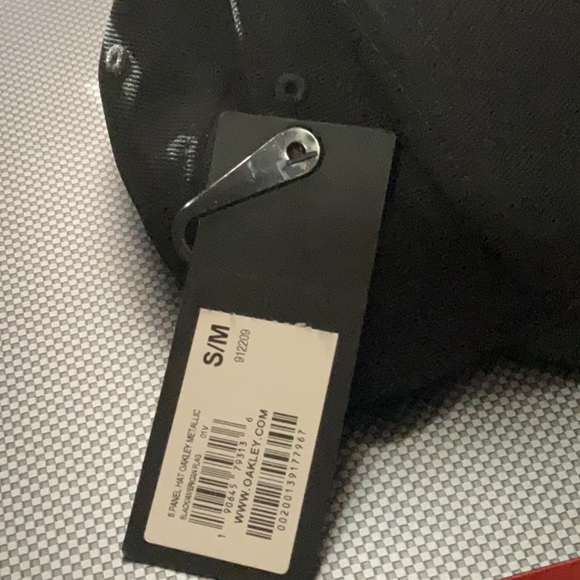 New with tags - Picture 2 of 3